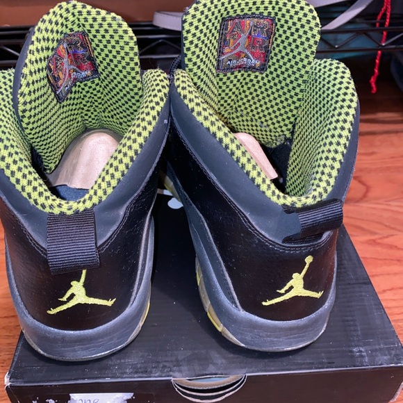 Jordan retro 10 venom - Picture 3 of 5